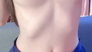 制服诱惑自慰