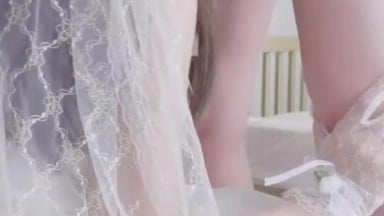 【米胡桃】花嫁婚纱真的美哭了！口交中出 竖屏版