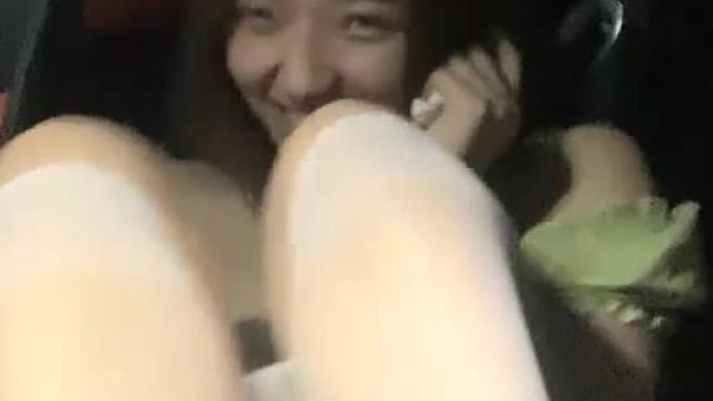 国产精品高颜值漂亮高嫩妹夜晚车震直播来了姨妈给口爆妹子清纯可爱很诱人
