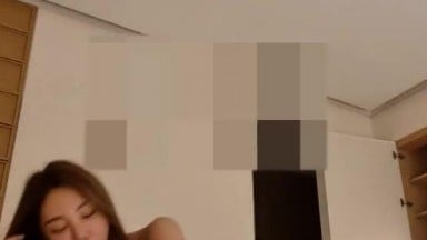 金小胖探花 高顔值模特兼職外圍女小胖的鶏巴還挺粗大的 探花 自拍