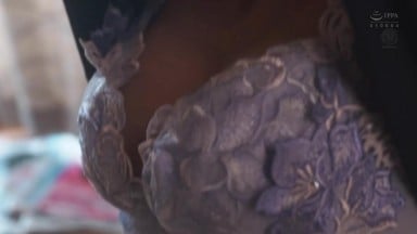 JUR-190 [无码破解]放置妻子 把妻子放到单身男性的家门口 栗山莉緒