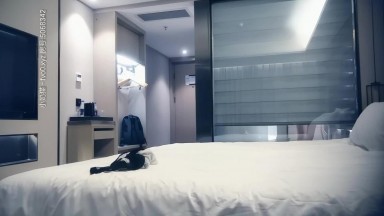 眼鏡妹 七天探花 再操爆裂黑絲眼鏡妹 用情太深 爆操內射 眼鏡 探花 自拍