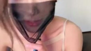 小野老濕大波浪黑丝御姐 道具大肉棒深插无毛白虎肥逼 淫荡骚穴高潮淫水泛滥