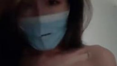 小野老濕大波浪黑丝御姐 道具大肉棒深插无毛白虎肥逼 淫荡骚穴高潮淫水泛滥
