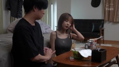 IPZZ-597 [无码破解]好朋友的女友香奈 没有防备的素颜太过可爱 那一晚冲动之下 桃乃木香奈
