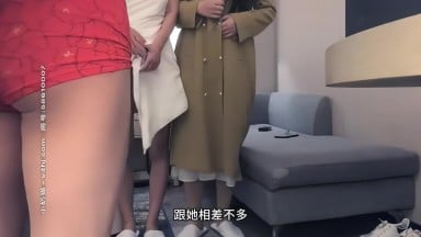 「十字蓮花妹（翹腿妹）」第7部 高挑閨蜜很滿意 雙飛兩砲夠誠意 文軒探花 1123 第3場 中文字幕 探花 自拍
