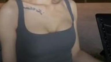 戶外直播跳蛋震不停車上全裸慰慰被老外搭訕20250522