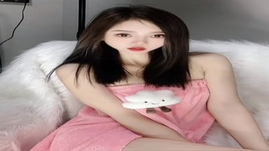 美女醉酒自拍