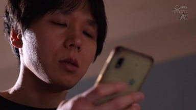 DASS-718 心理技巧，连我这种小角色都能让巨乳美少女爱上并与之发生性关系 美園和花