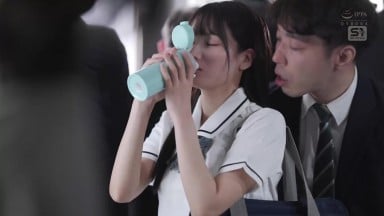 SONE-909 好想猥亵这个清纯透明的妹子！忍不住偷偷猥亵她…没想到她竟然对我 榊原萌