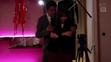 SONE-997 [无码破解]充满野心的美女秘书 被社长暗地里缓慢侵犯 最终沦为被缓慢抽插的肉便器 miru