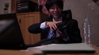 DASS-775 【大长腿特辑】为了能和我高傲的女神上司做爱，我用尽各种调教手段 百永さりな