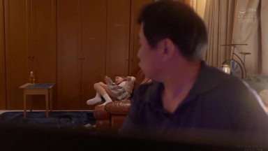 PPPE 378 無處可去的巨乳妹常來我家 實在忍不住幹了她