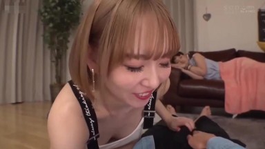 STARS 788 (中文字幕) 年輕過頭不想當對象的女友妹妹成為婊子般辣妹女大生後對我誘惑！不管女友就在身旁濃厚做愛到早上 西元明沙