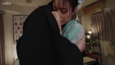 mida 428ch煙火大會突然傾盆大雨，我跟有婚約的老師一起跑進同一間房躲雨，兩個人全身濕答答，就這樣瘋狂幹到早上 八木奈奈 CUT.0'00'28 1'59'41