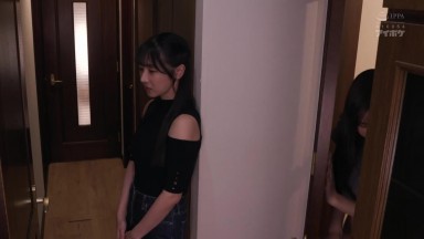 IPZZ-729 两个巨乳美女在家庭聚会上被同学轮奸 役野満里奈 小野坂ゆいか