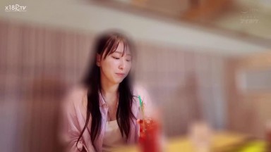 IPZZ 741[中文字幕]一直暗戀的青梅竹馬接受了我的告白，開始交往後，迎來了第一次的親密接觸。脫衣後，纖瘦的身材和圓滾滾的巨乳，讓我興奮到不行，和她瘋狂打炮 月城莉莉香