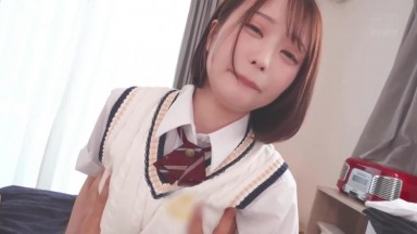 IPZZ 745[中文字幕]學校裡最可愛最受歡迎的小惡魔妹妹，笑咪咪內褲走光誘惑，讓我理智崩潰 堀北桃愛