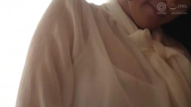 KBI 095[中文字幕]輸給恩師太太過剩誘惑中出的我。全編女性主導 中出4連發 松岡鈴