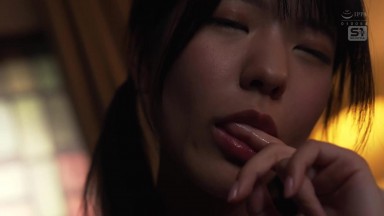 SNOS-029 我去租一部情色电影时，深深地爱上了收银台的女孩 淺野こころ