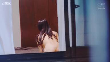 NTRH 027 (中文字幕) 住在對面只穿着胸罩的美人溢出的色氣勾引到我了 明明女友就在身邊卻被不斷的NTR 三澄寧寧