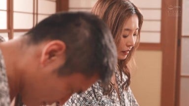 ADN-745 要么把妻子交出来，要么被公司解雇。被迫做出终极选择 夏目彩春