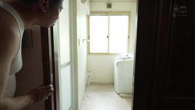 WAAA-602 不老女神新片~性感人妻在熟睡的晚上被岳父强奸了 大槻ひびき