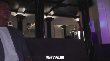 IPZZ 773[中文字幕]陪睡打炮太過色情而在客人之間傳開，富豪爭相開高級香檳，入店3個月就達成1億日元業績的銀座現役新星酒店小姐出道 紫月雅