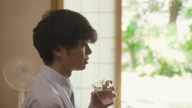 JUR-594 那位大汗淋漓的已婚妇女那极具诱惑力的腰部动作让我的阴茎在不移动的情况下就射精了 小島みなみ