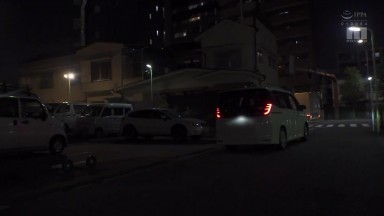 MIAB-603 私人出租车NTR：载着醉酒​​女友回家的出租车消失在酒店区 宮西ひかる