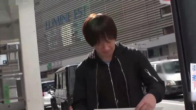 200GANA 2458C 【對男生的要求就是身體的相性】這麼說的美女 好像對男友的身體欲求不滿 ..只是揉胸就馬上開始流淫液的美體！一邊嬌喘一邊享受的樣子 令人難忍