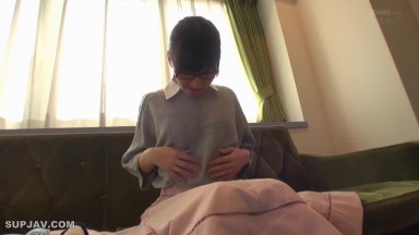 KAWD (@ @) JAV Mosaic 828 眼鏡女孩以變態身份出演AV,並因大雞巴而覺醒