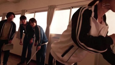 JUR-600 [新模型无码破解]裸体音乐椅游戏 羞辱性中出轮奸 小岛南