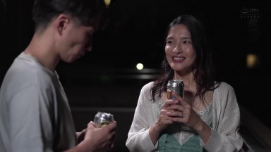 ROE-454 长大以后请和我结婚这样说过的少年作为女儿的未婚夫出现了 吉濑葵