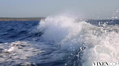 [中文字幕]Vixen.22.10.21.Rae.Lil.Black 《24小时》第二章