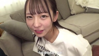 MUFR 007 (中文字幕) 久違見面的女性朋友變得成熟可愛。報告近況時發展成炫耀色情經驗，順勢跨越界線後，身體的相性太好，多次進行朋友性愛