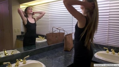 [中文字幕]TonightsGirlfriend.17.09.15.Elena.Koshka 臣服者