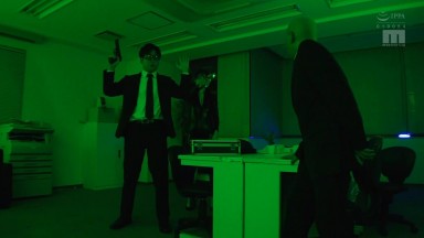 MIDA-520 J罩杯的巨乳女警官执行任务暴漏，被强行灌入媚药后凌辱至高潮 三木環奈