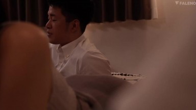 FNS-164 和哥哥和弟弟，巨乳的青梅竹马 为了圆满解决三角关系，3个人狂抽插的4天共享房间SEX 翼舞