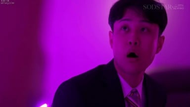 START-525 [新模型无码破解]职场菜鸟为逃避现实去风俗店放松 竟撞见女上司在那兼职 青空光