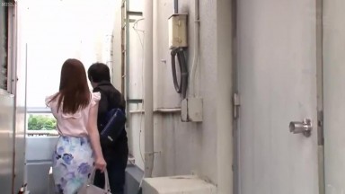 SNIS 520 Saki Okuda 和沒有內褲沒有胸罩約會   奧田咲