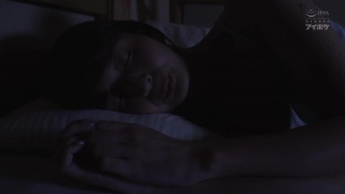 IPZZ-817 汗水与泪水的青春凌辱 为了让闺蜜入选 不惜献身猥琐中年田径教练 北冈果林 樱若菜 