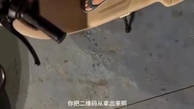 路邊隨機勾搭外賣小哥，真刺激還沒開始插，我的奶子就硬的不行了