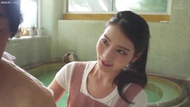 STARS 230 為了幫助老公的旅館成為五星級酒店人妻為來訪的客人提供內射服務 本庄鈴