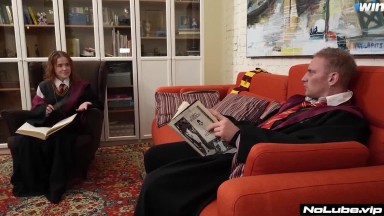 刺激  赫敏格兰杰发现新咒语   妮可默科夫斯基