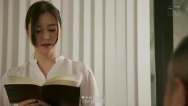 [中文字幕][无码破解]ADN-396 唾液が混じり合う 密室接吻社長室 白峰ミウ