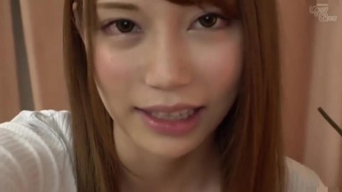 GVG 949[中字]不穿內衣好色人妻搬到我家隔壁！ 咲咲原凜