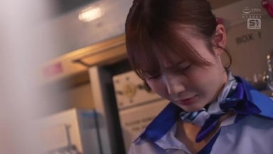 SNOS-177 [新模型无码破解]头等舱的富裕阶层大叔发现了上等客舱服务员！挑剔到连鸡巴的照料都无微不至 miru