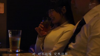 YUJ-062 第一次交往的女友脱下衣服后，拥有惊人的身材和性欲，精子枯竭般被多次射精 姬咲华