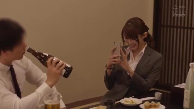 IPX 358 出差住同房NTR 被上司內射一晚上的女社員 相澤南